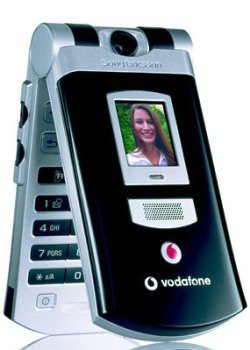 Sony Ericsson Z800. Brand New.